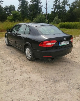 Skoda Superb cena 28905 przebieg: 395000, rok produkcji 2014 z Dębica małe 137